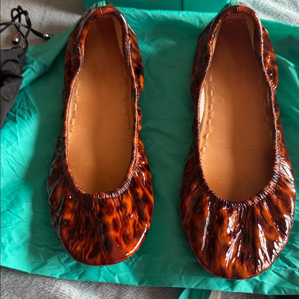 Tieks Tortoiseshell Patterned Flats